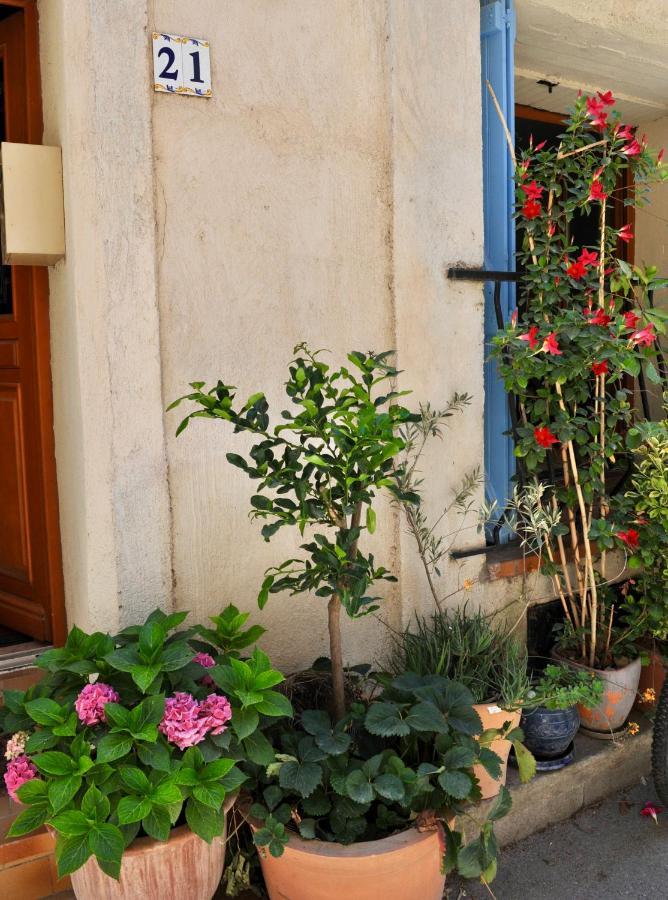 Loft Apartment , La Terrasse Centre Ville D'Arles, Luaran gambar